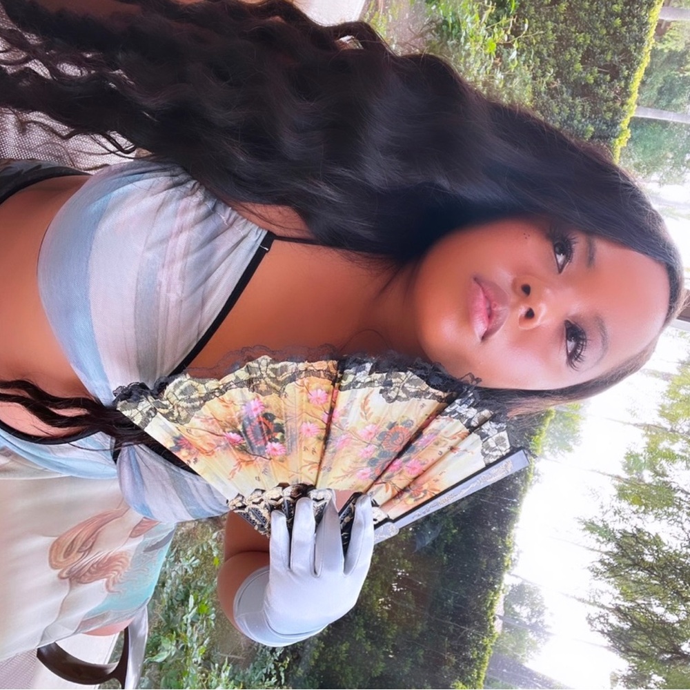 ~Serene Eminence:Ambassador of the Divine~ - Picture 6 of 17